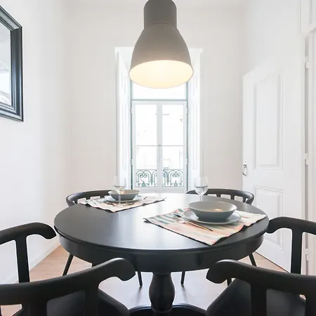 Apartment Typical Almirante By Homing