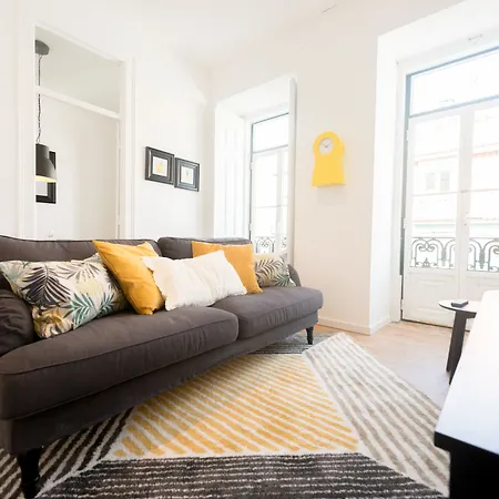 Apartment Typical Almirante By Homing