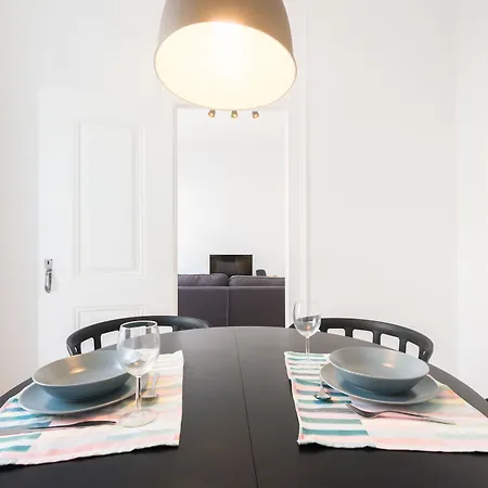 Typical Almirante By Homing Apartment